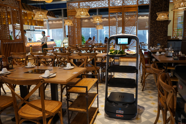 派勤嵌入式硬件產(chǎn)品攜手服務(wù)機(jī)器人，為餐飲業(yè)注入新動力